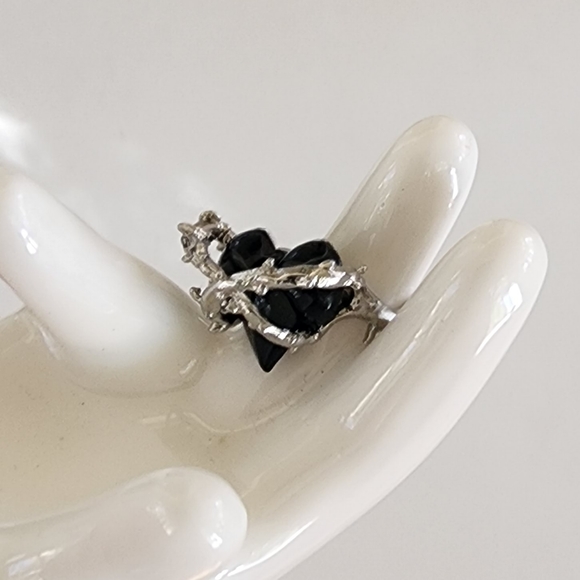 🖤 Cross My Dark Heart Ring - Picture 6 of 8